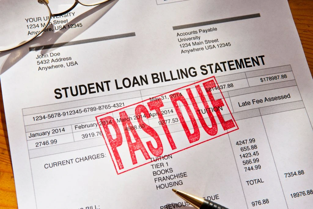 student loan bill with past due stamp